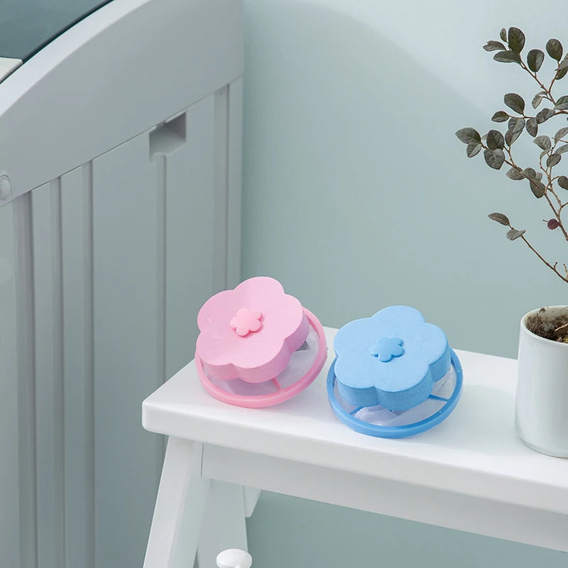Reusable laundry lint catcher ball close-up