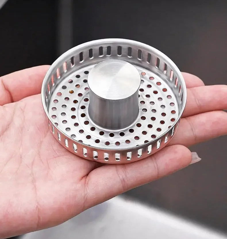 Stainless steel filter held in a hand with text highlighting its features.